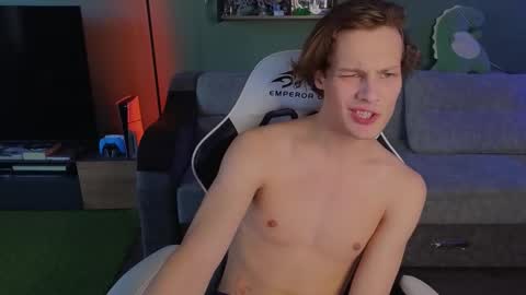 lilteddyboy online show from 10-11-25, 01:42