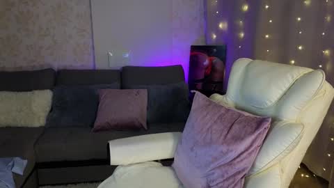 Lilu online show from 02-22-25, 09:37