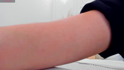 Lilu online show from 04-16-26, 12:28