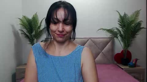 lilugrants online show from 11-22-25, 07:13