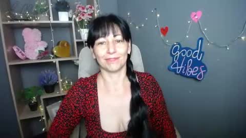 lilugrants online show from 07-28-26, 07:50