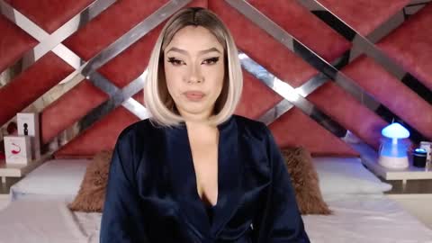 Lily online show from 02-12-26, 09:10