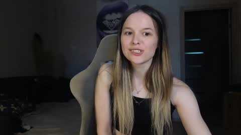 lily_and_jake online show from 05-18-26, 09:15