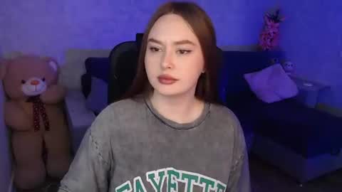 lily_baker_ online show from 04-27-26, 06:55