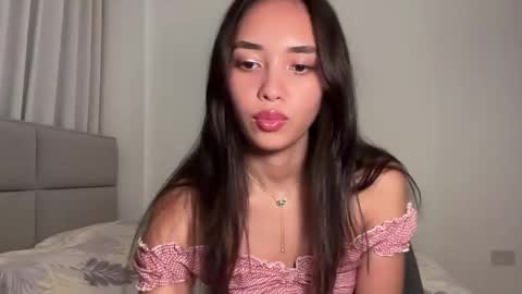 Lily online show from 06-05-26, 08:36