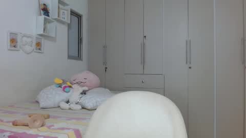 Snapshot of lily_crushx chatting on 03-09-25, 08:51 Lirio         online show from 03-09-25, 08:51