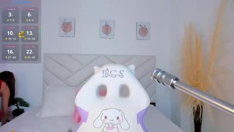 Snapshot of lily_evil chatting on 03-06-25, 05:11 online show from 03-06-25, 05:11