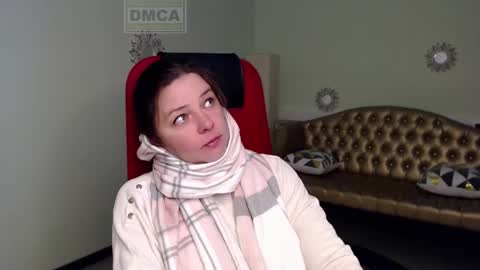 Lily online show from 03-10-25, 03:45