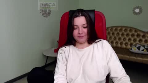 Lily online show from 03-10-25, 09:53