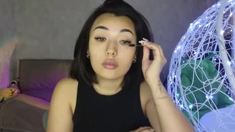 Snapshot of lily_foster_ chatting on 11-11-25, 06:46 Lily online show from 11-11-25, 06:46