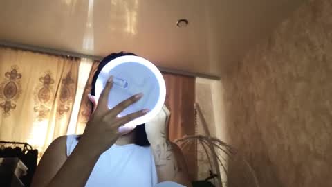 Snapshot of lily_foster_ chatting on 01-18-26, 07:01 Lily online show from 01-18-26, 07:01