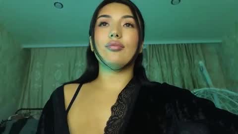 Snapshot of lily_foster_ chatting on 02-10-26, 02:54 Lily online show from 02-10-26, 02:54