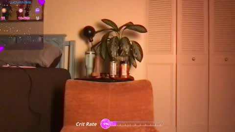 Snapshot of lily_henry chatting on 06-02-26, 04:47 Little Lily online show from 06-02-26, 04:47