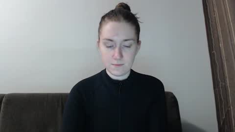 Snapshot of lily_love_x chatting on 01-11-25, 01:37 lily_love_x online show from 01-11-25, 01:37