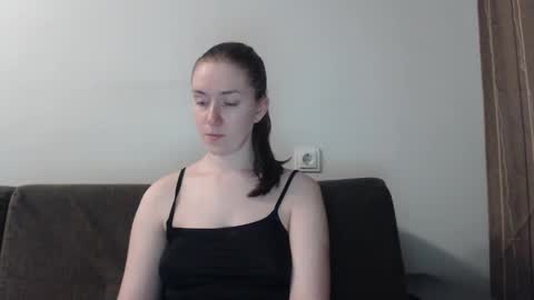 Snapshot of lily_love_x chatting on 02-21-25, 11:10 lily_love_x online show from 02-21-25, 11:10