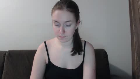 Snapshot of lily_love_x chatting on 02-23-25, 02:40 lily_love_x online show from 02-23-25, 02:40