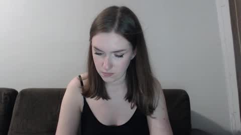 Snapshot of lily_love_x chatting on 10-05-25, 10:51 lily_love_x online show from 10-05-25, 10:51