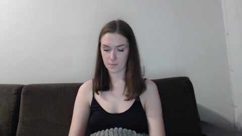 lily_love_x online show from 12-01-25, 12:04