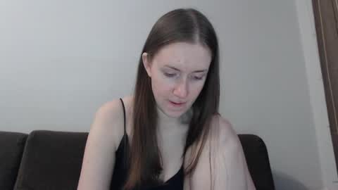 lily_love_x online show from 05-21-26, 06:31