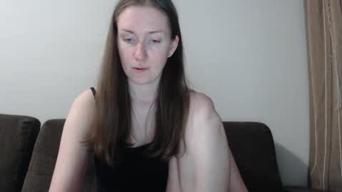 lily_love_x online show from 06-08-26, 10:54