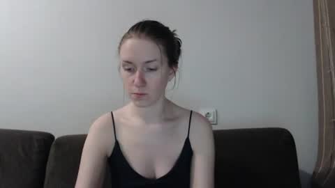 lily_love_x online show from 06-17-26, 05:32