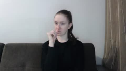 lily_love_x online show from 06-23-26, 05:27