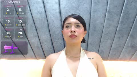 Snapshot of lily_meghan chatting on 05-11-26, 08:17 LILY MEGHAN online show from 05-11-26, 08:17