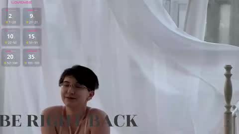 Snapshot of lily_merlin chatting on 09-14-25, 03:38 Lily online show from 09-14-25, 03:38