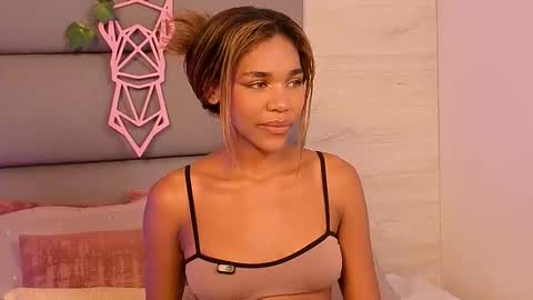 Snapshot of lily_miiller chatting on 11-03-25, 07:48 Lily Miiller online show from 11-03-25, 07:48