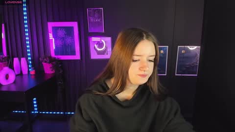 Lily online show from 12-12-24, 06:47