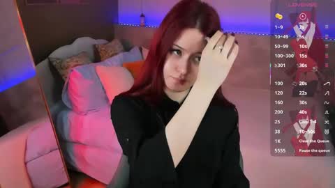 Lily online show from 05-18-26, 07:03