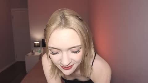 Lily online show from 03-03-26, 12:06