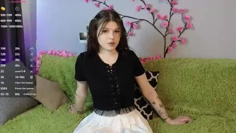 Lily online show from 05-27-26, 07:49