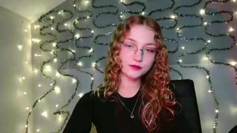 small lily online show from 11-05-25, 06:30
