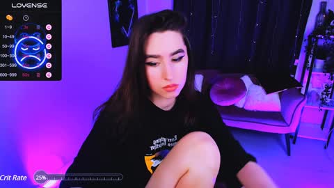 Snapshot of lily_xbaby chatting on 12-08-24, 02:30 LILY online show from 12-08-24, 02:30