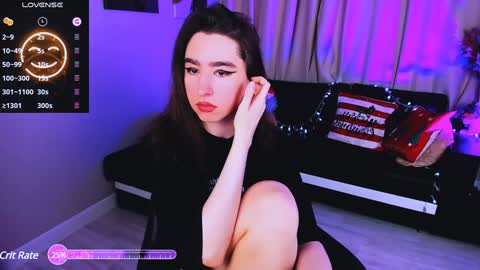 Snapshot of lily_xbaby chatting on 12-22-24, 10:17 LILY online show from 12-22-24, 10:17