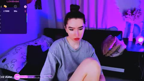 Snapshot of lily_xbaby chatting on 10-01-25, 06:52 LILY online show from 10-01-25, 06:52