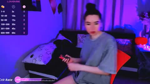 LILY online show from 10-23-25, 08:46