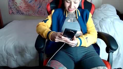 Lily online show from 03-25-26, 04:51