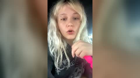 xlayaxo online show from 07-24-26, 07:56