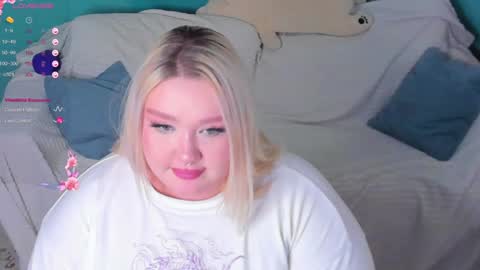 Lily online show from 01-31-25, 06:14