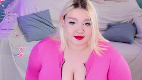 Lily online show from 02-18-25, 06:48