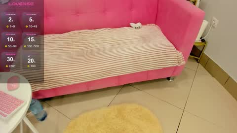 Lily online show from 12-17-25, 02:28