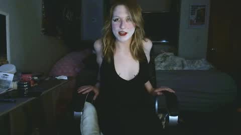 lilybvixen online show from 05-20-26, 01:01