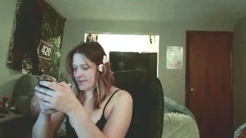 lilybvixen online show from 07-08-26, 02:05