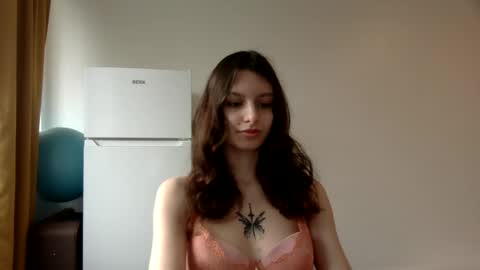lilycandy_ online show from 03-12-25, 07:24