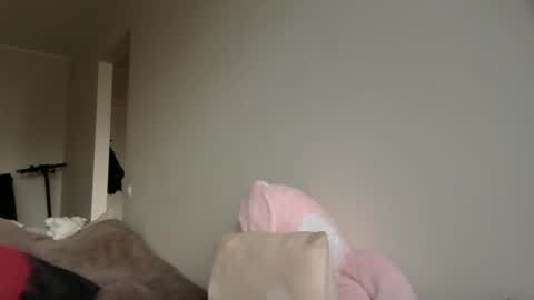 lilycandy_ online show from 10-28-25, 11:58