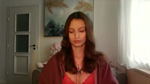 lilycandy_ online show from 02-04-26, 07:36
