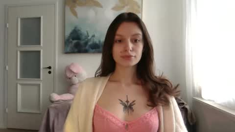 lilycandy_ online show from 02-12-26, 08:20