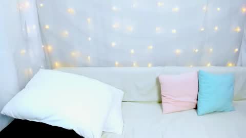 lilydavisss online show from 12-14-25, 03:01